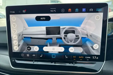  Volkswagen Golf 1.5 eTSI MHEV Black Edition DSG Euro 6 (s/s) 5dr Thumbnail #22