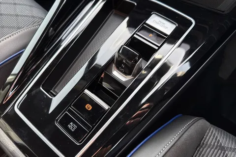  Volkswagen Golf 1.5 eTSI MHEV Black Edition DSG Euro 6 (s/s) 5dr Thumbnail #23