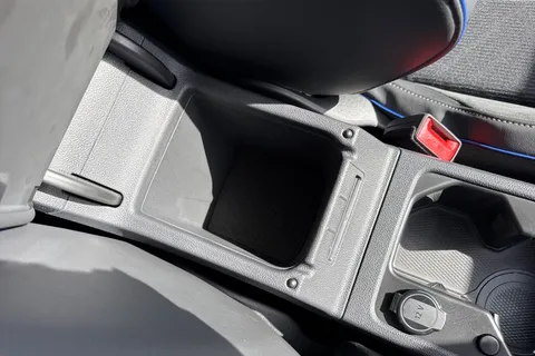  Volkswagen Golf 1.5 eTSI MHEV Black Edition DSG Euro 6 (s/s) 5dr Thumbnail #41