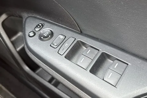 MM20XTJ Honda Civic 1.0 VTEC Turbo 126 EX 5dr Thumbnail #33