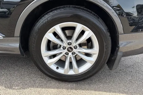DH23LRU Audi Q7 Sport 55 TFSI quattro 340 PS tiptronic Thumbnail #13