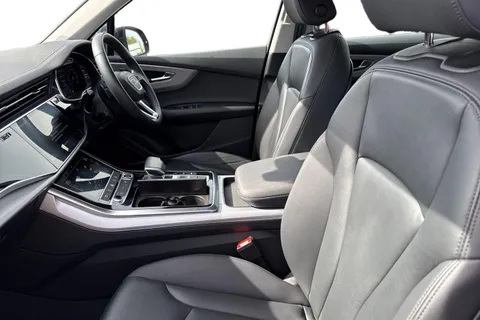 DH23LRU Audi Q7 Sport 55 TFSI quattro 340 PS tiptronic Thumbnail #17