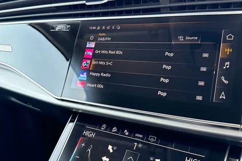 DH23LRU Audi Q7 Sport 55 TFSI quattro 340 PS tiptronic Thumbnail #38