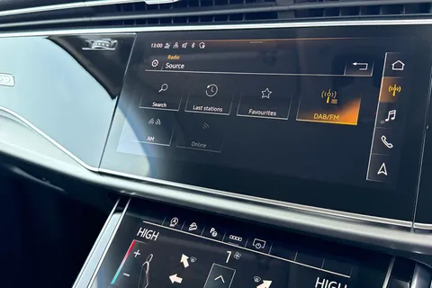 DH23LRU Audi Q7 Sport 55 TFSI quattro 340 PS tiptronic Thumbnail #39