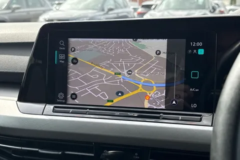 GL23DCZ Volkswagen Golf 1.0 TSI Life 5dr Thumbnail #18