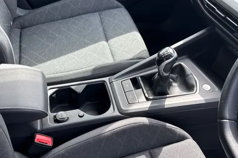 GL23DCZ Volkswagen Golf 1.0 TSI Life 5dr Thumbnail #24