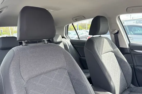 GL23DCZ Volkswagen Golf 1.0 TSI Life 5dr Thumbnail #25