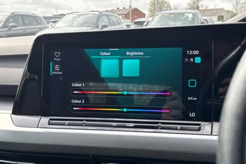 GL23DCZ Volkswagen Golf 1.0 TSI Life 5dr Thumbnail #37