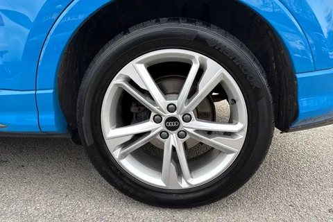 11 of 63 for Audi Q3 S line 35 TFSI 150 PS S tronic