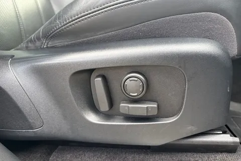 25 of 57 for Land Rover Range Rover Sport 3.0 SD V6 HSE Dynamic Auto 4WD Euro 6 (s/s) 5dr