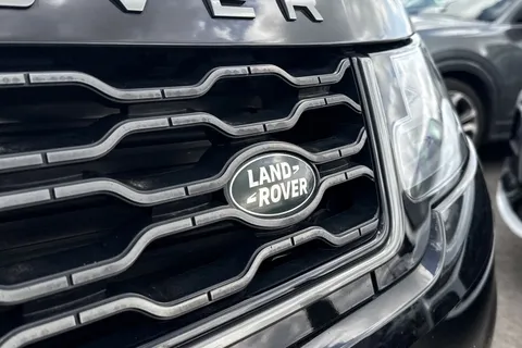 27 of 57 for Land Rover Range Rover Sport 3.0 SD V6 HSE Dynamic Auto 4WD Euro 6 (s/s) 5dr