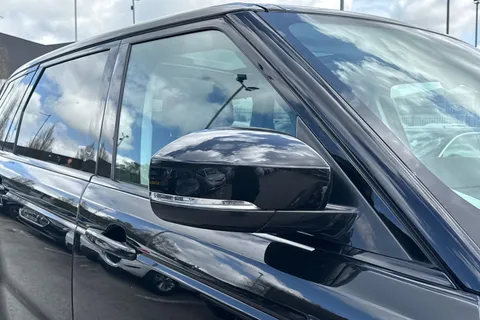 29 of 57 for Land Rover Range Rover Sport 3.0 SD V6 HSE Dynamic Auto 4WD Euro 6 (s/s) 5dr