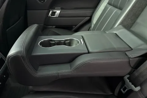 34 of 57 for Land Rover Range Rover Sport 3.0 SD V6 HSE Dynamic Auto 4WD Euro 6 (s/s) 5dr