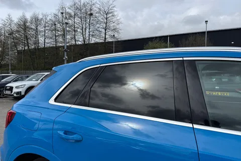 32 of 63 for Audi Q3 S line 35 TFSI 150 PS S tronic