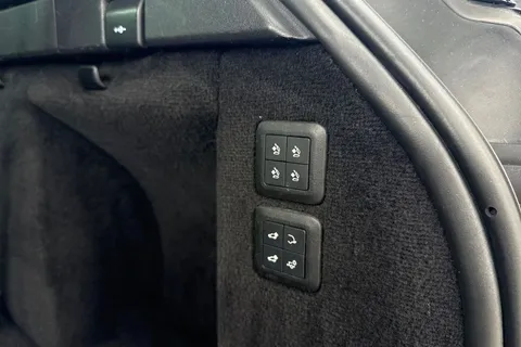 39 of 57 for Land Rover Range Rover Sport 3.0 SD V6 HSE Dynamic Auto 4WD Euro 6 (s/s) 5dr