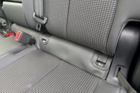 37 of 63 for Audi Q3 S line 35 TFSI 150 PS S tronic