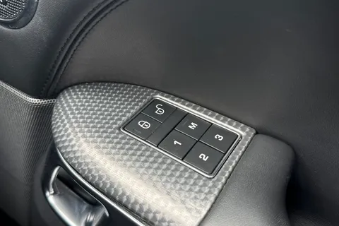 42 of 57 for Land Rover Range Rover Sport 3.0 SD V6 HSE Dynamic Auto 4WD Euro 6 (s/s) 5dr