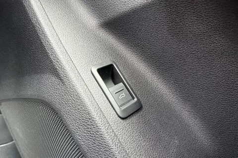 41 of 63 for Audi Q3 S line 35 TFSI 150 PS S tronic