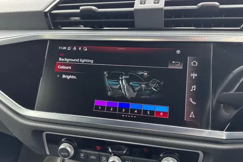 57 of 63 for Audi Q3 S line 35 TFSI 150 PS S tronic