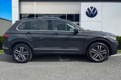 DE24KOB Volkswagen Tiguan 1.4 TSI eHybrid Elegance 5dr DSG Thumbnail #4