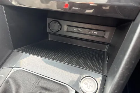 DE24KOB Volkswagen Tiguan 1.4 TSI eHybrid Elegance 5dr DSG Thumbnail #43