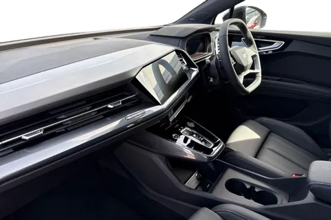  Audi Q4 e-tron 40 Black Edition Auto 5dr 82kWh Thumbnail #15
