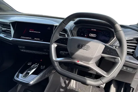  Audi Q4 e-tron 40 Black Edition Auto 5dr 82kWh Thumbnail #18