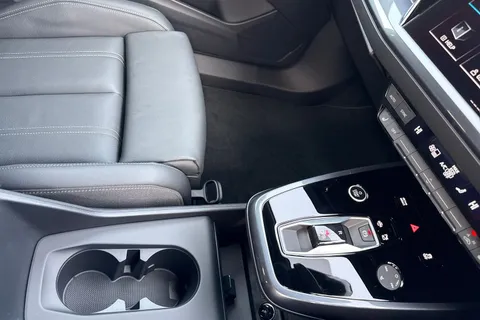  Audi Q4 e-tron 40 Black Edition Auto 5dr 82kWh Thumbnail #23