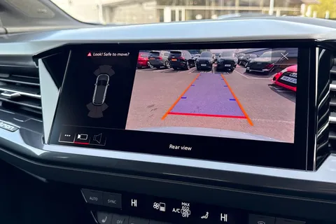  Audi Q4 e-tron 40 Black Edition Auto 5dr 82kWh Thumbnail #32