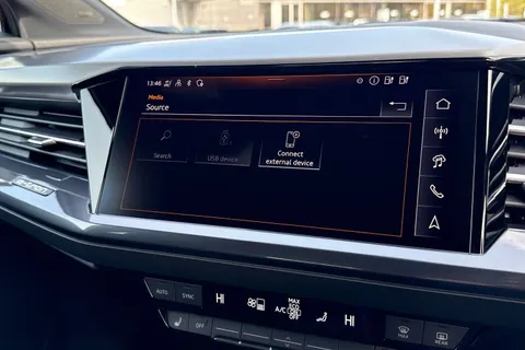  Audi Q4 e-tron 40 Black Edition Auto 5dr 82kWh Thumbnail #38