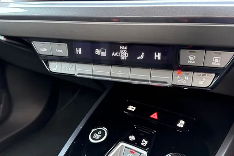  Audi Q4 e-tron 40 Black Edition Auto 5dr 82kWh Thumbnail #51