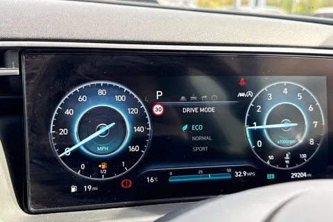 DX72ZYN Hyundai Tucson 1.6 T-GDi MHEV SE Connect DCT Euro 6 (s/s) 5dr Thumbnail #34