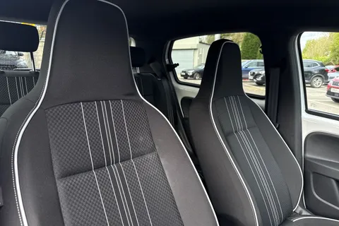 DF21LFN SEAT Mii 36.8kWh Auto 5dr Thumbnail #21