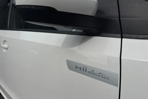 DF21LFN SEAT Mii 36.8kWh Auto 5dr Thumbnail #28