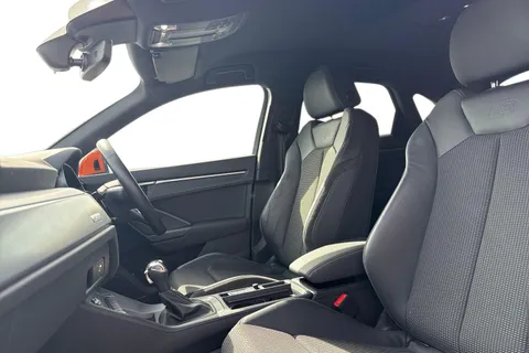 OV70DTX Audi Q3 1.5 TFSI CoD 35 S line Sportback S Tronic Euro 6 (s/s) 5dr Thumbnail #17