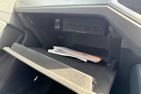 OV70DTX Audi Q3 1.5 TFSI CoD 35 S line Sportback S Tronic Euro 6 (s/s) 5dr Thumbnail #60