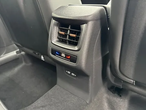  CUPRA Terramar 1.5 eTSI 150 V2 5dr DSG Thumbnail #30