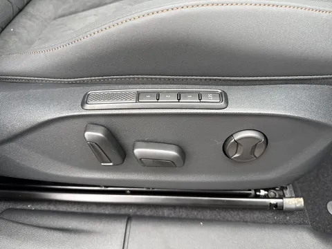  CUPRA Terramar 1.5 eTSI 150 V2 5dr DSG Thumbnail #32