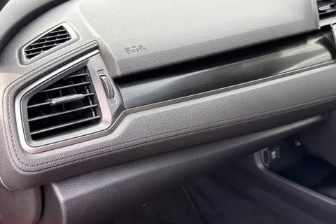 PY21EHH Honda Civic 1.5 VTEC Turbo Sport Euro 6 (s/s) 5dr Thumbnail #33