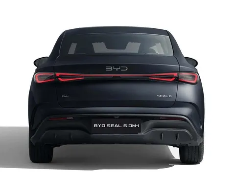  BYD Seal 6 1.5 19kWh Comfort CVT Auto Euro 6 (s/s) 4dr Thumbnail #3