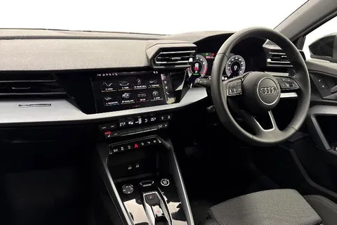 KJ25XSE Audi A3 Sport TFSI  116 PS S tronic Thumbnail #2