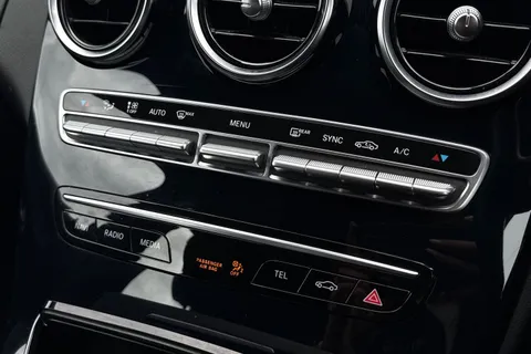 KK19KNF Mercedes-Benz C Class 1.5 C200 MHEV EQ Boost AMG Line (Premium) G-Tronic+ Euro 6 (s/s) 4dr Thumbnail #20