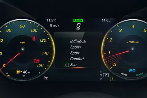 KK19KNF Mercedes-Benz C Class 1.5 C200 MHEV EQ Boost AMG Line (Premium) G-Tronic+ Euro 6 (s/s) 4dr Thumbnail #44