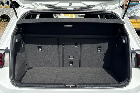 YH71LSU Volkswagen Golf 2.0 TSI R DSG 4Motion Euro 6 (s/s) 5dr Thumbnail #8