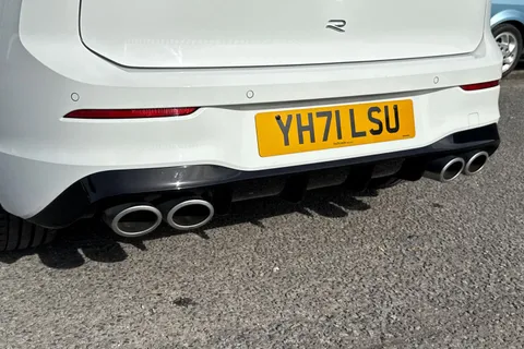 YH71LSU Volkswagen Golf 2.0 TSI R DSG 4Motion Euro 6 (s/s) 5dr Thumbnail #31