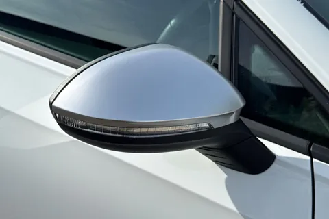 YH71LSU Volkswagen Golf 2.0 TSI R DSG 4Motion Euro 6 (s/s) 5dr Thumbnail #32