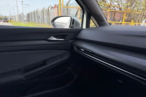 YH71LSU Volkswagen Golf 2.0 TSI R DSG 4Motion Euro 6 (s/s) 5dr Thumbnail #36