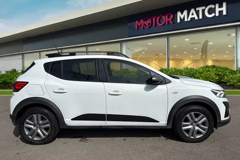 DY73CKA Dacia Sandero Stepway 1.0 TCe Expression CVT Euro 6 (s/s) 5dr Thumbnail #4