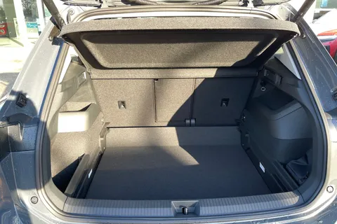 DC25NHU Volkswagen Tiguan 1.5 eTSI 150 Match 5dr DSG Thumbnail #8