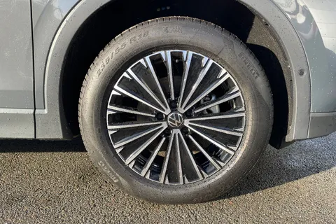 DC25NHU Volkswagen Tiguan 1.5 eTSI 150 Match 5dr DSG Thumbnail #11